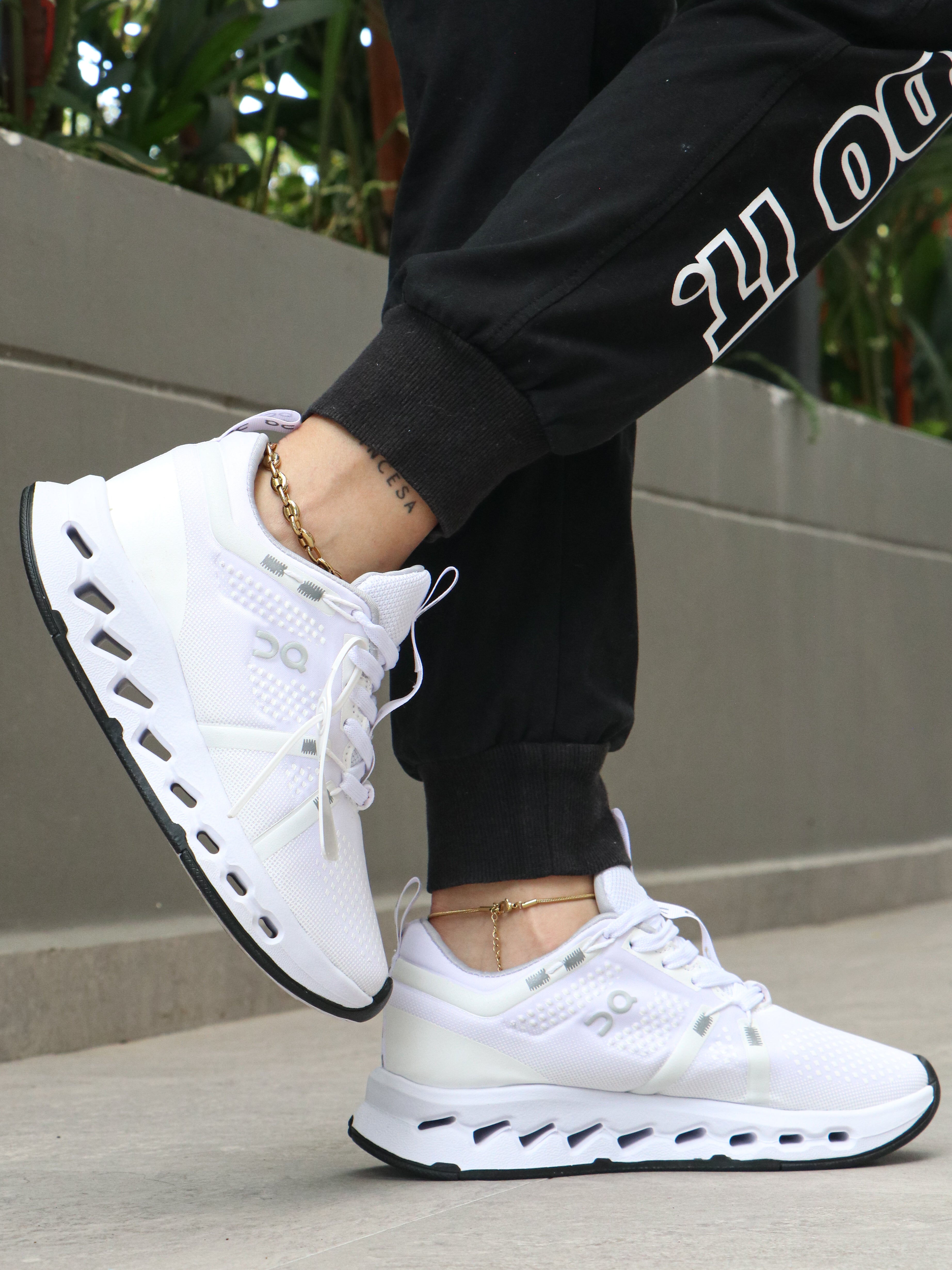 🔥TENIS CLOUDSURFER 2 ON 2: ÚLTIMAS UNIDADES! 🔥¡CORRER!